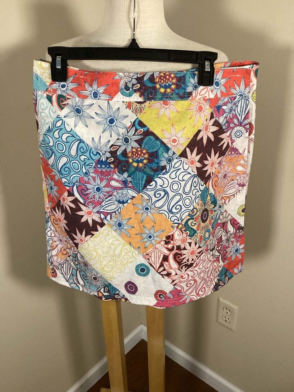 RipSkirt Hawaii Women's Length 2 Patchwork Floral Wrap Skirt Multi-Color Size La